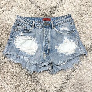 Signature 8 Women’s Cut Off Distressed Denim Shorts Size Medium